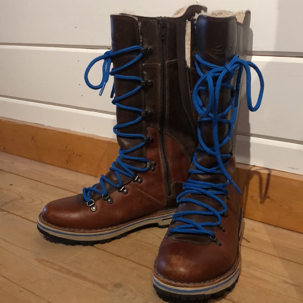 Waitsfield by Merrell Sugarbush Tall Leather Lace-up zip boots
